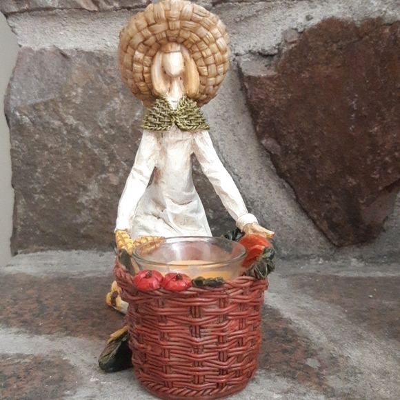 Autum Harvest Figurine - Picture 1 of 4